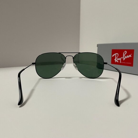 RB3025 Ray-Ban Aviator Classic Black with Gray Green Lens Sunglasses 58-14 - Picture 5 of 11
